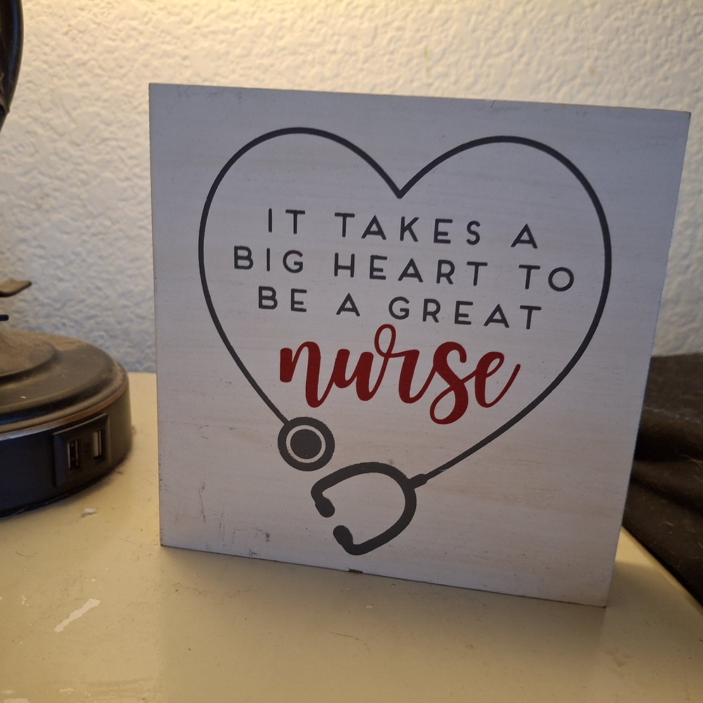 Heartfelt Nurse Wall Decor with Red Accents